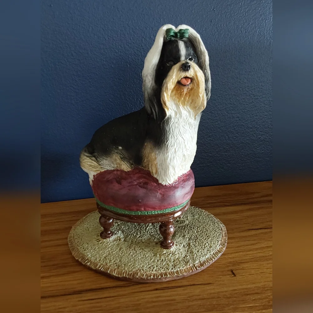 LIMITED EDITION 1997 TRI-COLOR SHIH TZU DOG FIGURINE - Picture 1 of 6